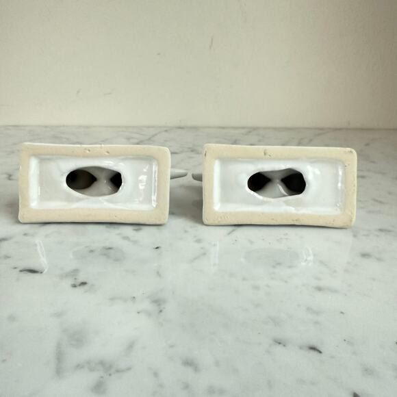 Vintage White Ceramic Swan Figurines – Pair – 3.75” Tall - Picture 3 of 7